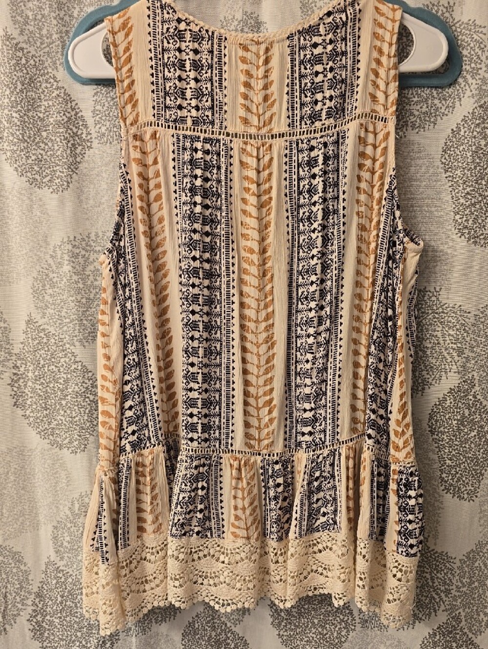 Nostalgia Black and Cream Printed Crochet-Hem Tank - Picture 5 of 5